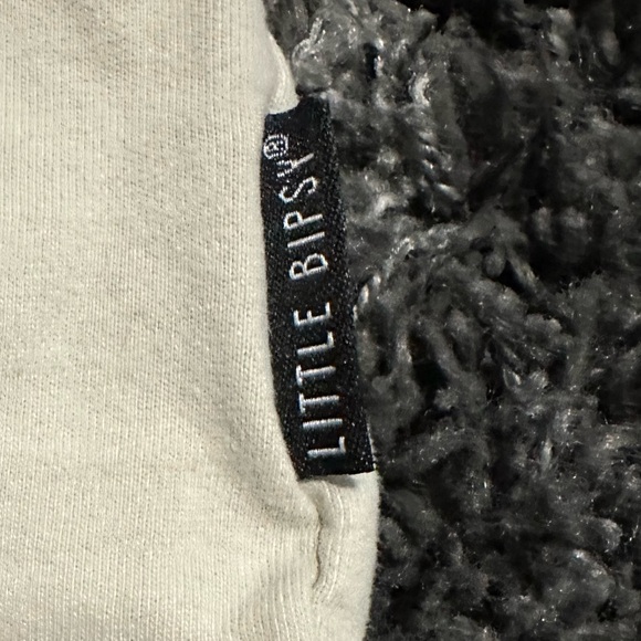 Little Bipsey 2T-3T Off White Long Sleeve Shirt - Picture 4 of 4